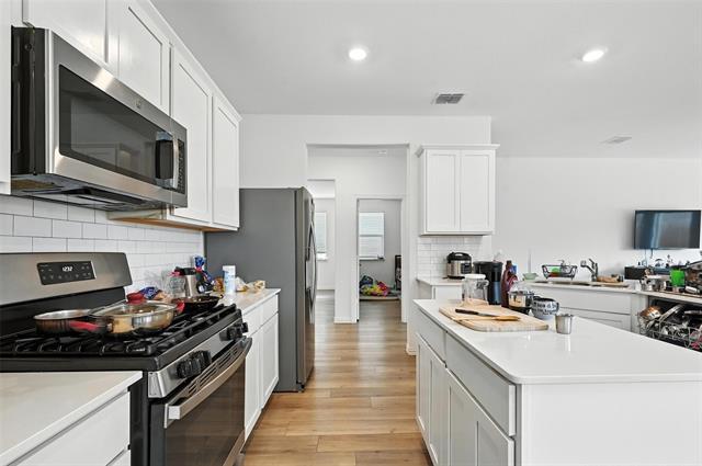 Building Photo - 8116 Green Heron Dr