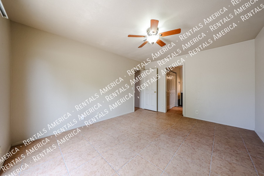 Building Photo - 23622 N 36th Dr