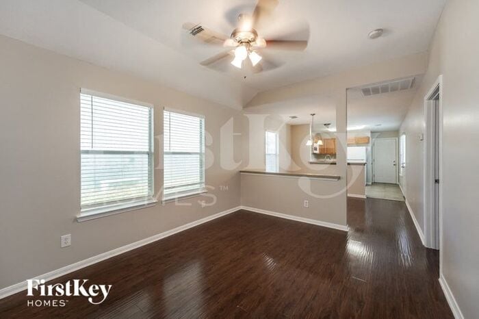 Building Photo - 6315 Austinville Dr