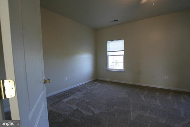 Building Photo - 107 Berwick Ln