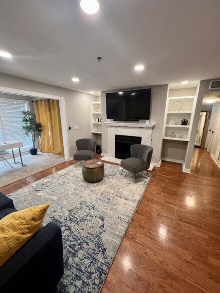 Building Photo - 4568 Vinings Central Trace SE