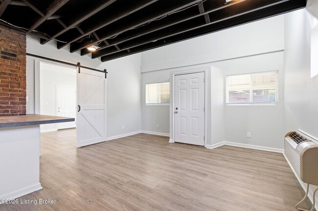Building Photo - 1212 Krieger St