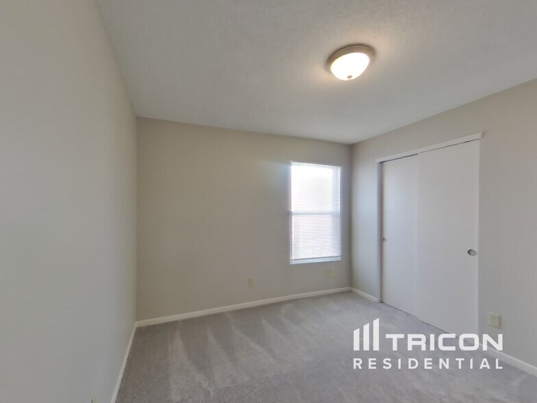 Building Photo - 3423 Summer Breeze Cir