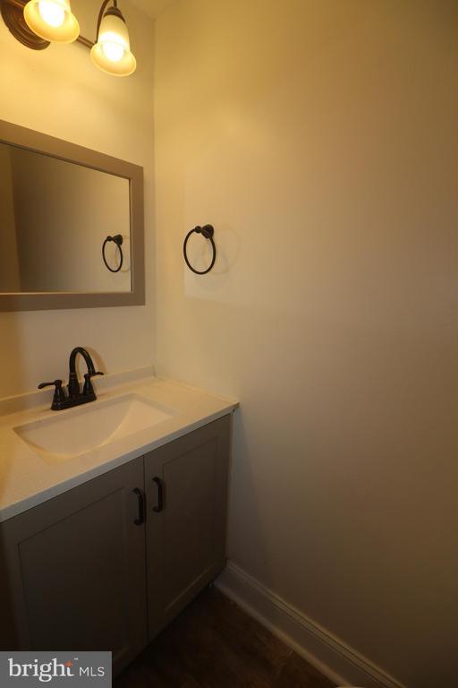 Building Photo - 7260 Procopio Cir