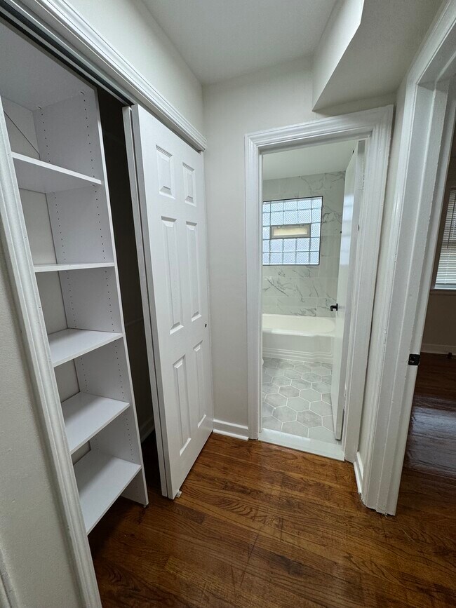 Building Photo - 6023 Wallace Rd