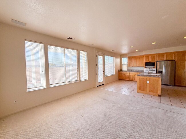 Building Photo - Spacious Milpitas 3 Bedroom 2 Bath Home