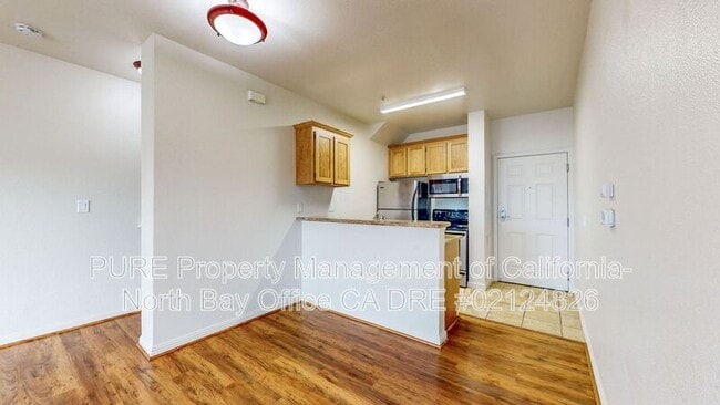 Building Photo - 110 5th St
