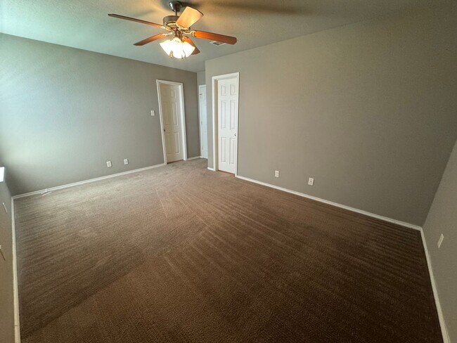 Building Photo - 3807 Ida Dr