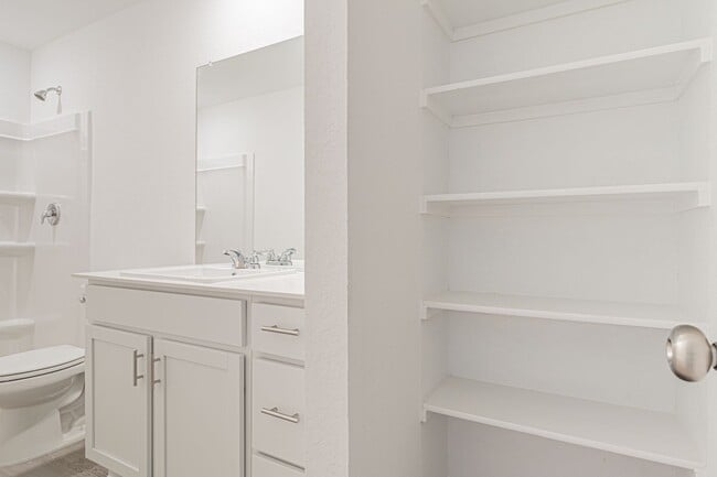 Building Photo - BRAND NEW 4 BD/2 BA Home Located off 211/Potranco RD! Available NOW!