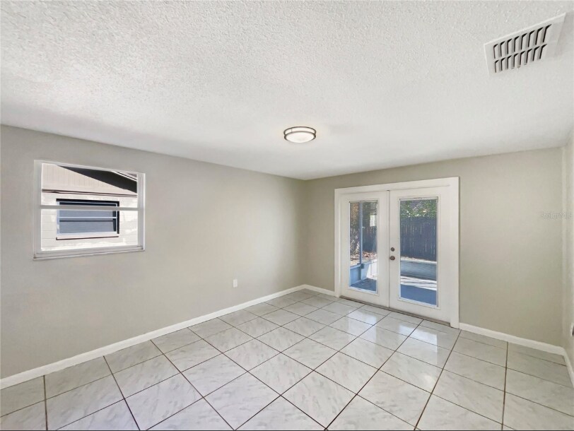 Building Photo - 1714 Sanchez Ave