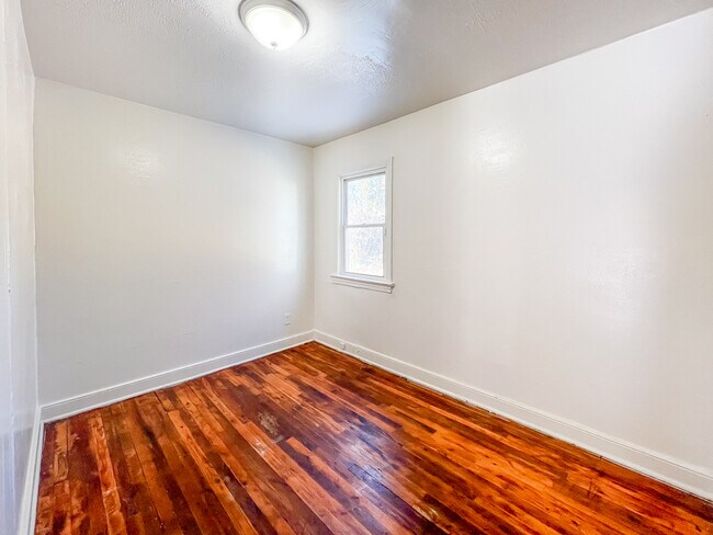 Building Photo - 111 Virginia Ave