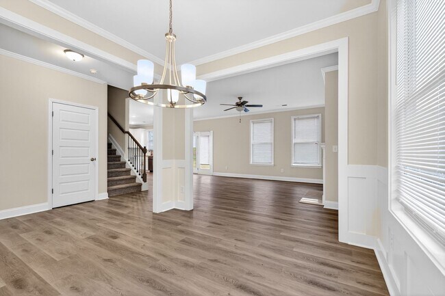 Building Photo - 4 BEDROOM SINGLE FAMILY HOME IN BRASELTON!