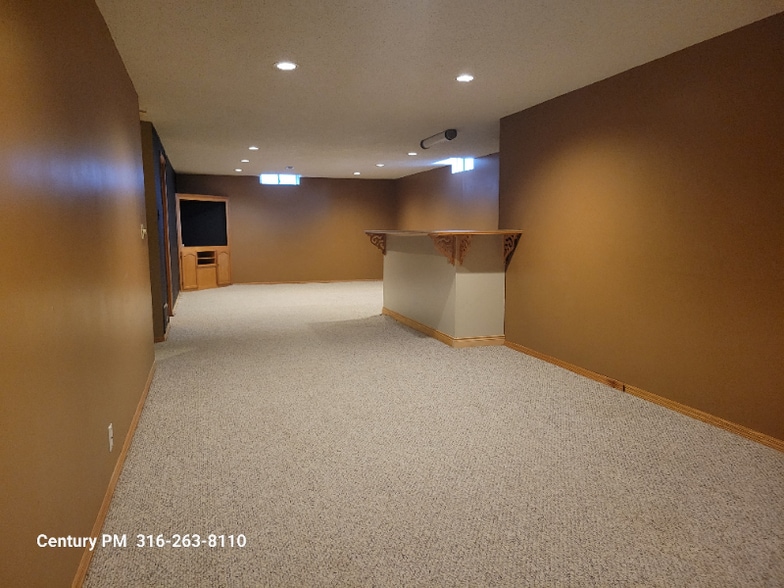 Building Photo - 1724 Stony Pt