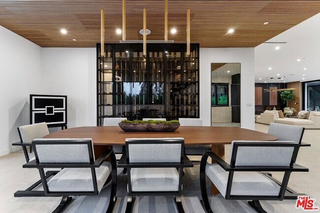 Building Photo - 9031 Alto Cedro Dr