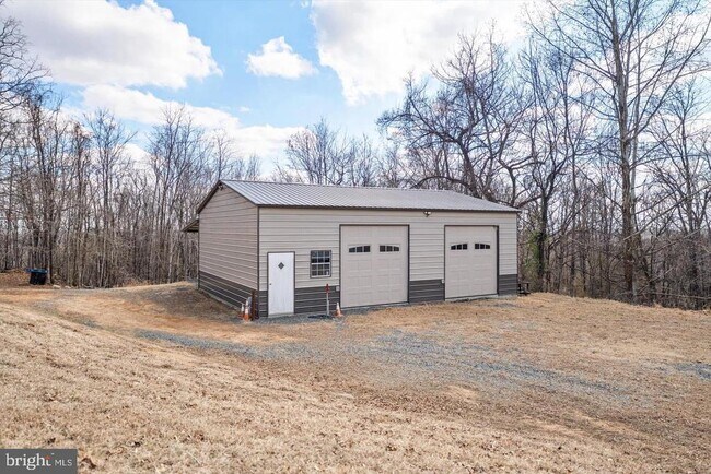 Building Photo - 436 Castleton Meadows Ln