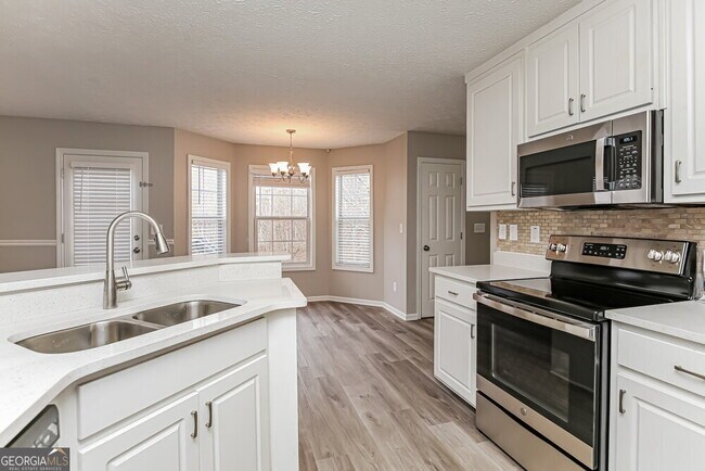Building Photo - 2152 Glen Hope Ln