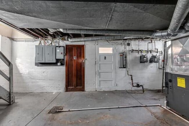 Building Photo - 1026 Schiff Ave