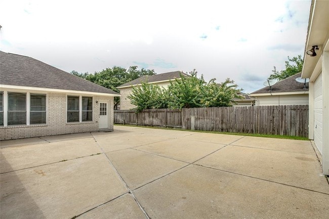 Building Photo - 5818 Pebble Bank Ln