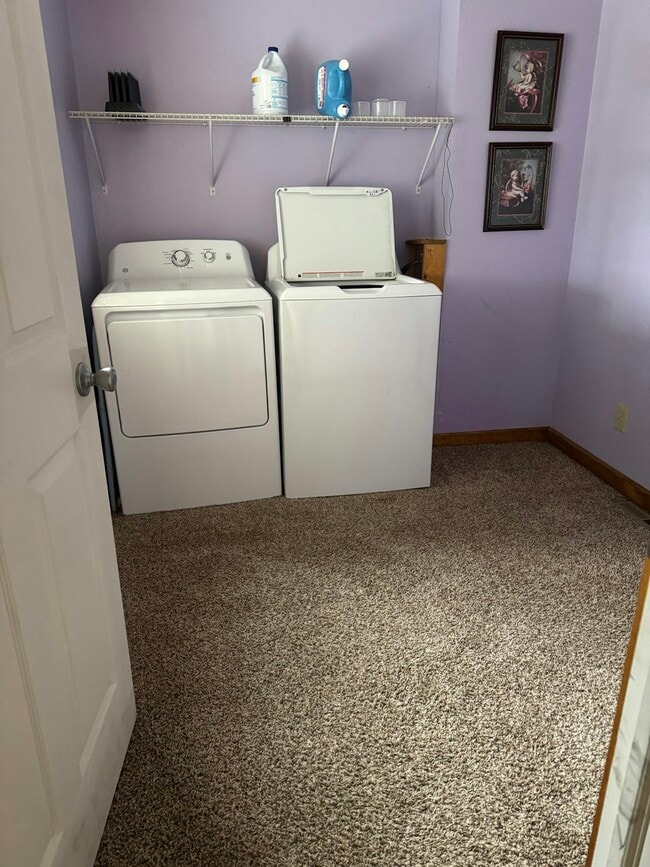 Building Photo - 5155 E Main Street Rd