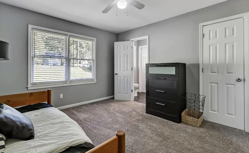 Building Photo - 6858 Lockridge Dr NW