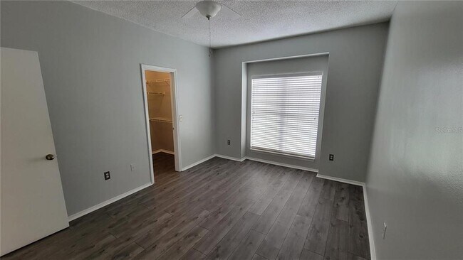 Building Photo - 4107 Chatham Oak Ct