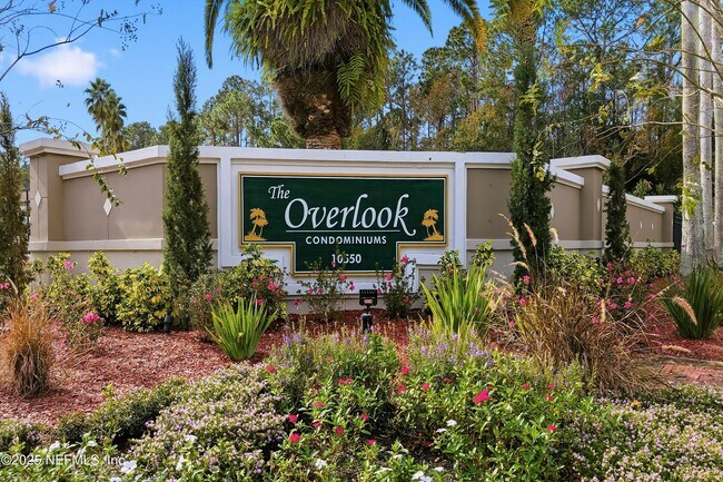 Building Photo - 10550 Baymeadows Rd