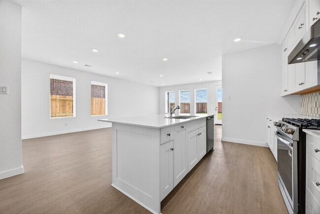 Building Photo - 31831 Rich Mdw Ct