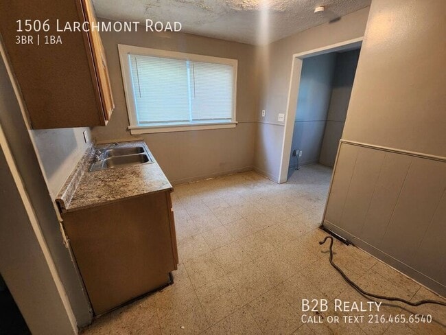 Building Photo - 1506 Larchmont Rd