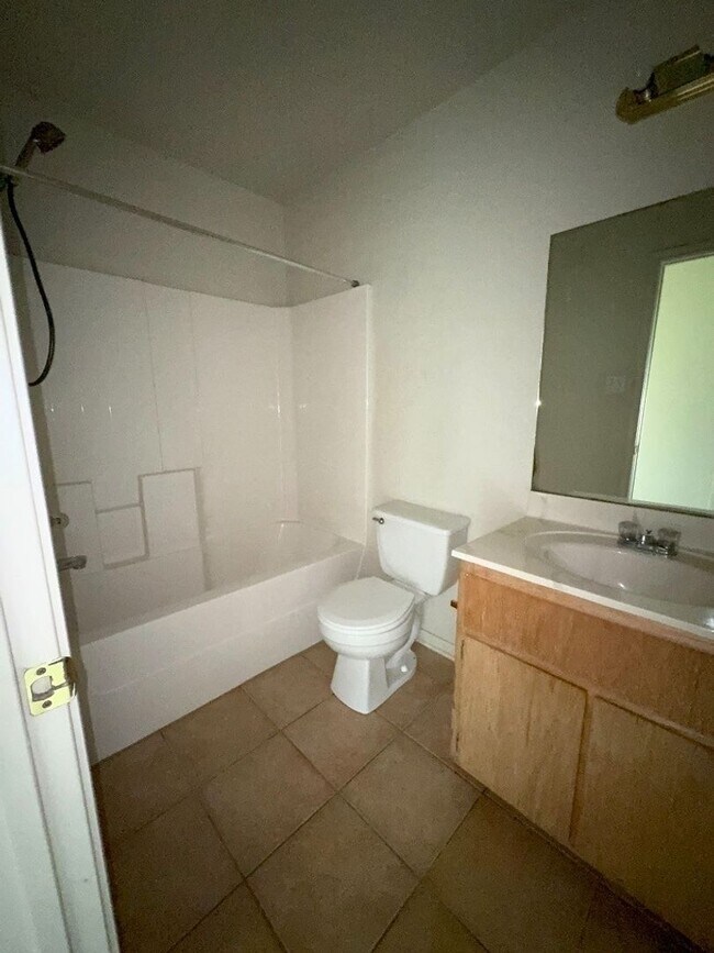 Building Photo - 2801 Seabiscuit Dr