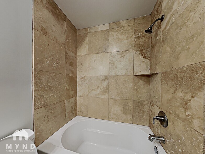Building Photo - 4353 Morningside Dr