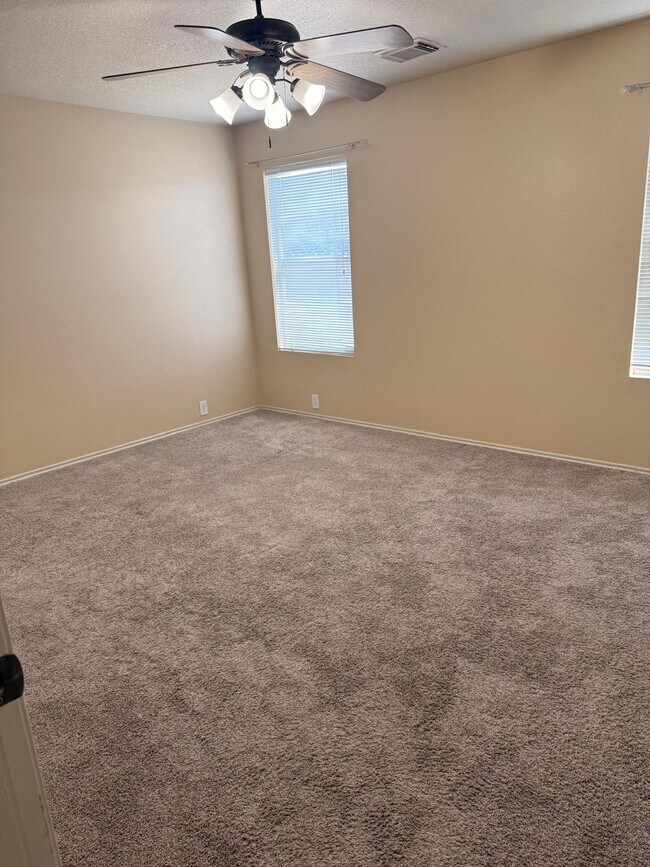 Building Photo - 16751 Pine Castle Dr