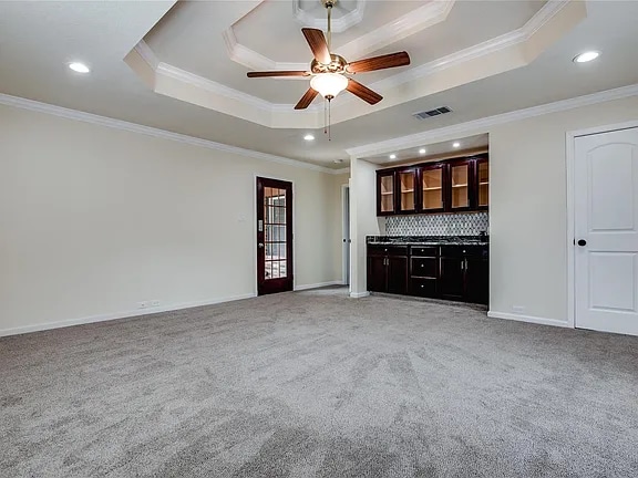 Building Photo - 8966 Hialeah Cir S