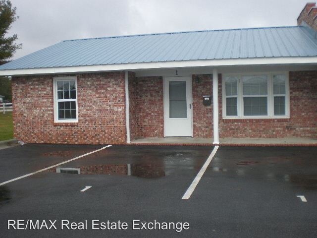 Primary Photo - 7400 Deep Branch Rd
