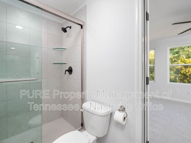 Building Photo - 631 Silva Ln