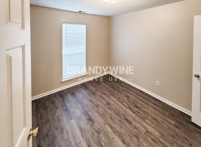 Building Photo - 5597 Blackburg Dr