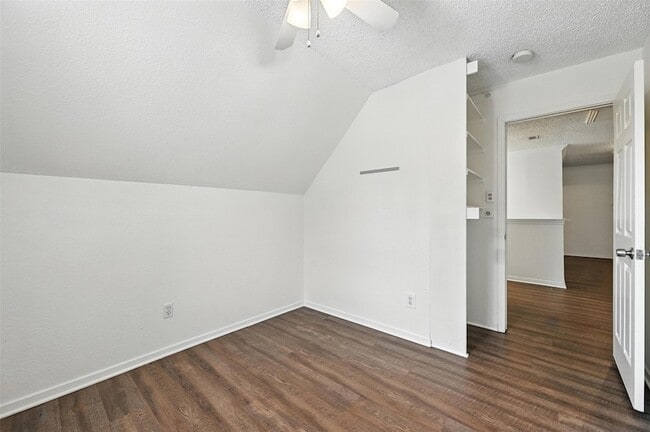 Building Photo - 508 E Sanford St
