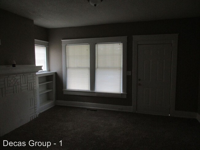 Building Photo - 3 br, 1 bath House - 1020 14th Place SW