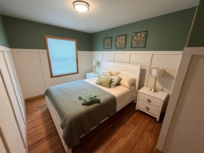 Building Photo - Home For Rent in Central Sioux Falls