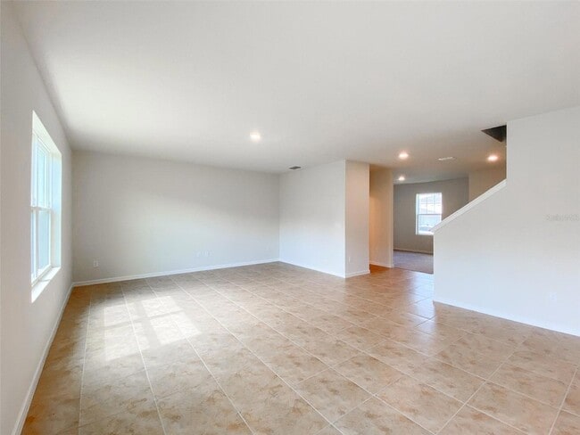 Building Photo - 1564 Aspen Ave