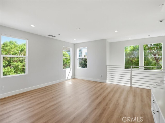 Building Photo - 1 Vantis Dr