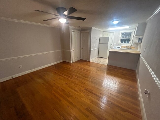 Building Photo - 1019 Monticello St