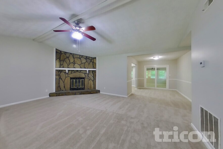 Building Photo - 1731 Hidden Acres Dr SW