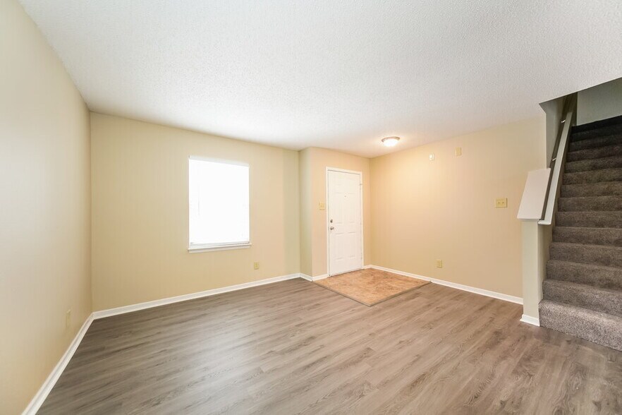 Building Photo - 9033 Southernwood Way