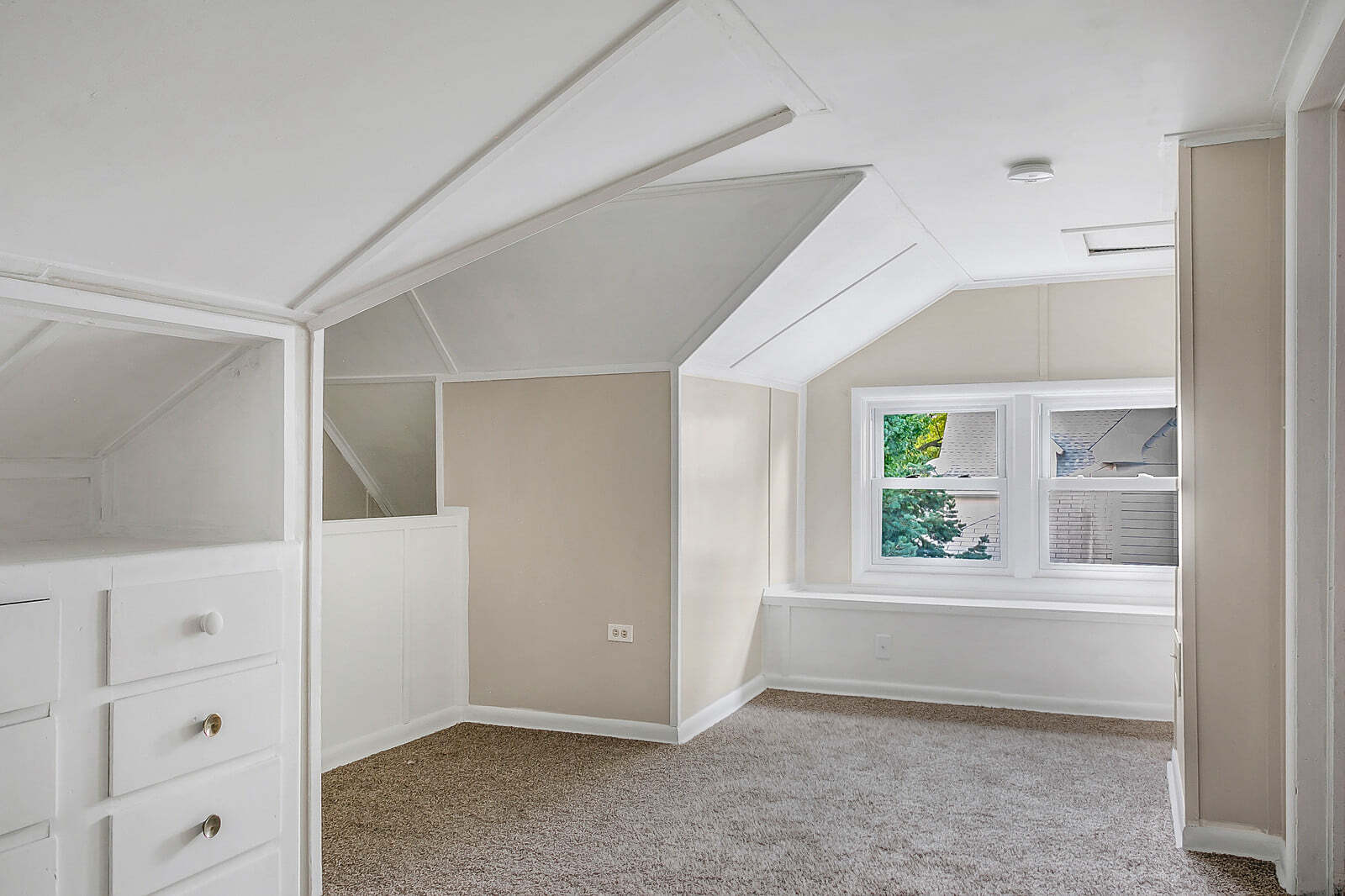 Building Photo - 944 14th St