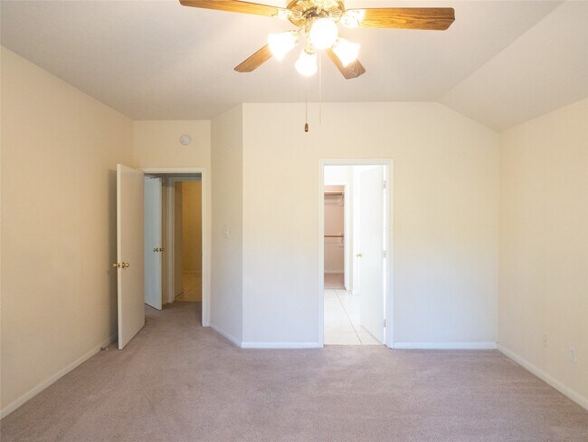 Building Photo - 17234 Rancho Verde Way