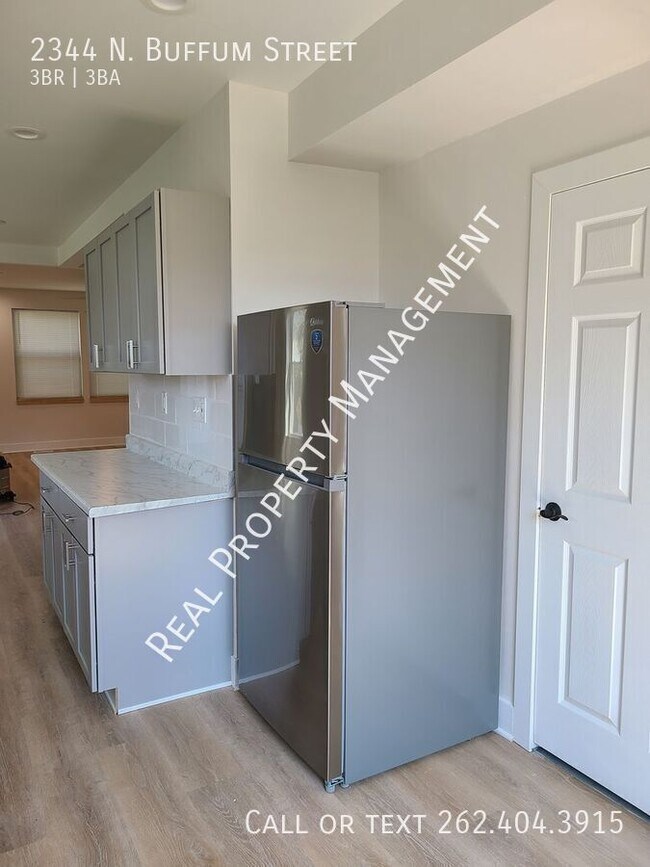 Building Photo - 2344 N Buffum St