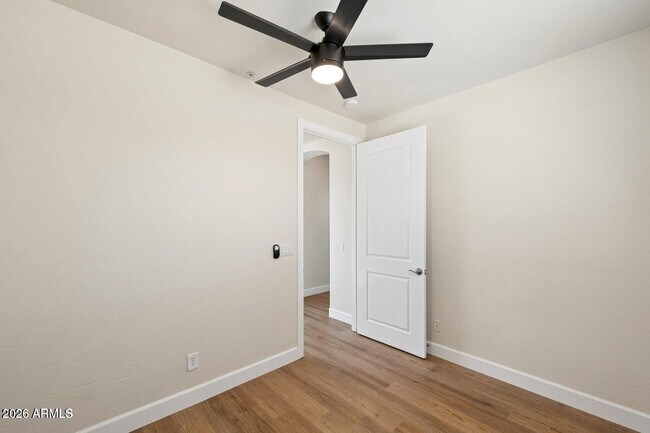 Building Photo - 16195 W Glenrosa Ave