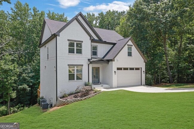 Building Photo - 6181 Shoreland Cir