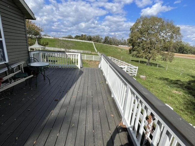 Building Photo - 67 Graham Rd