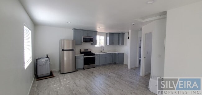 Building Photo - *All Utilities Paid* Brand New ADU at 521 ...